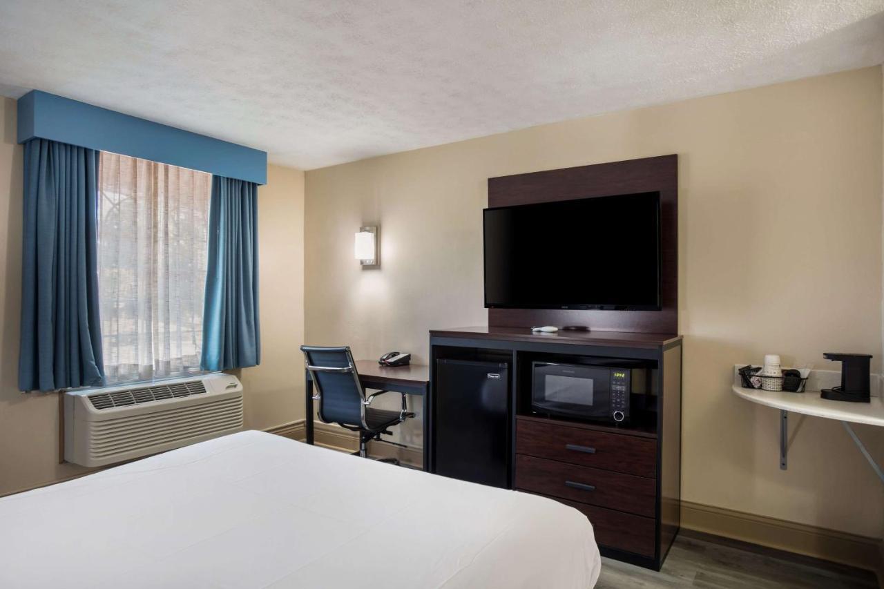 Surestay Hotel By Best Western Bardstown General Nelson Εξωτερικό φωτογραφία